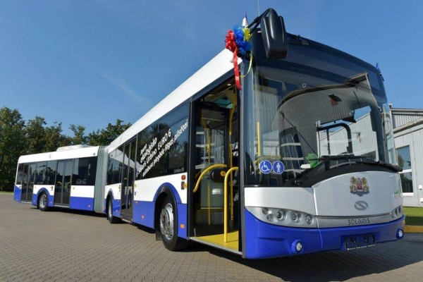 New "Solaris" buses start carrying passengers