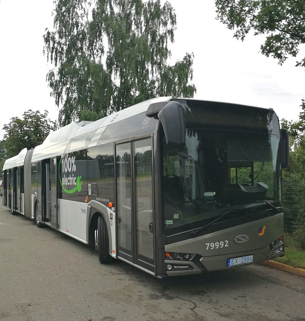 2_Solaris Elektroautobuss - web.jpg