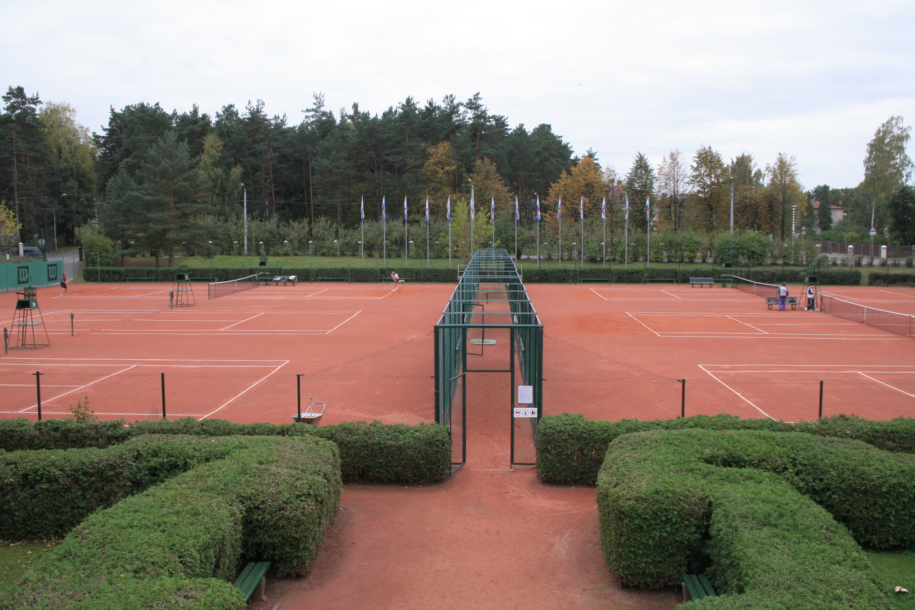 Fotogrāfija tenisa laukumi korti sporta bāze Mežaparks (5).jpg