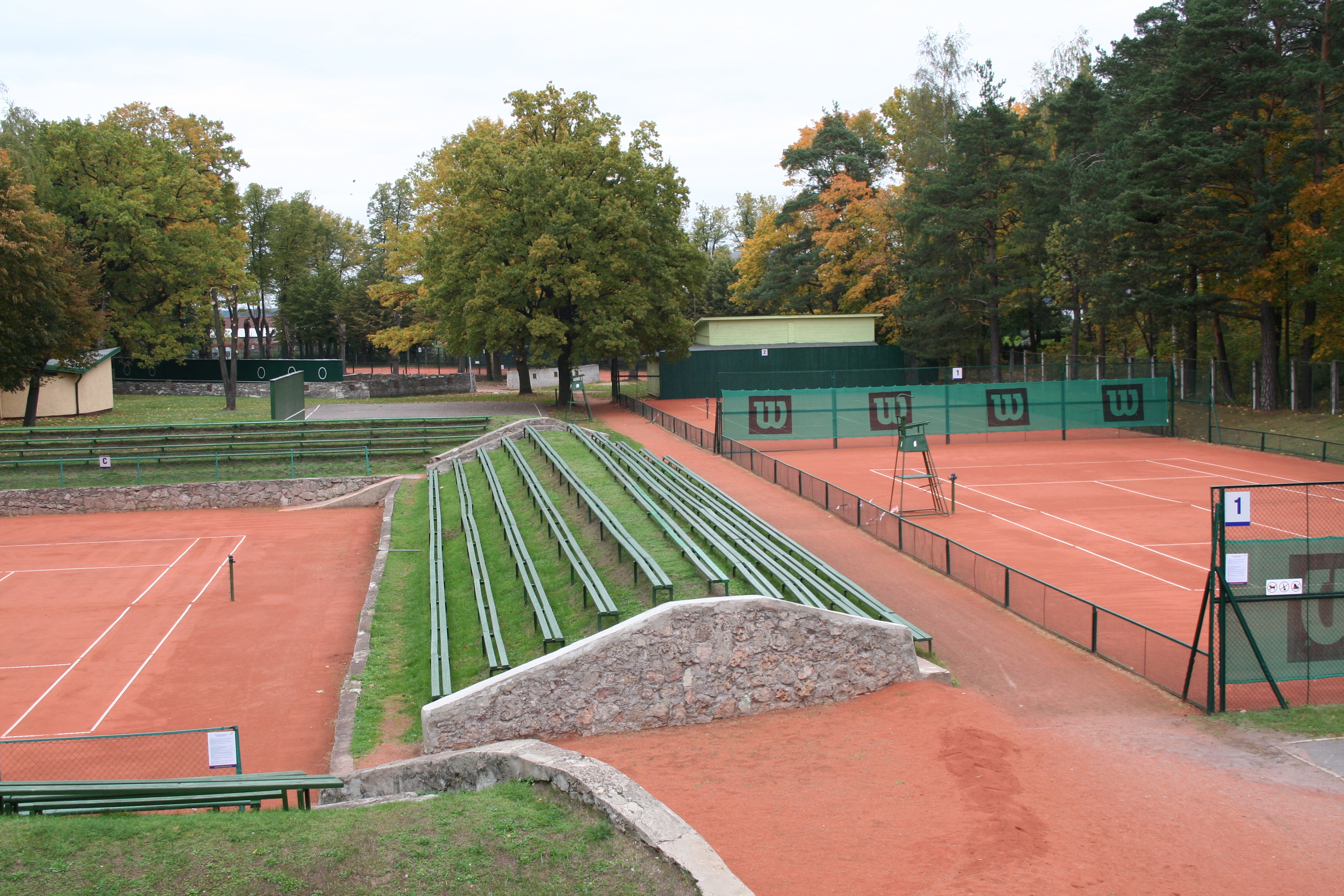 Fotogrāfija tenisa laukumi korti sporta bāze Mežaparks (8).jpg