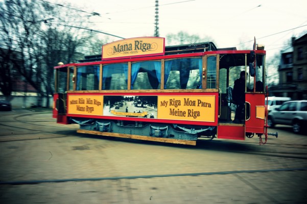 Retro tram gives Riga a breath of history